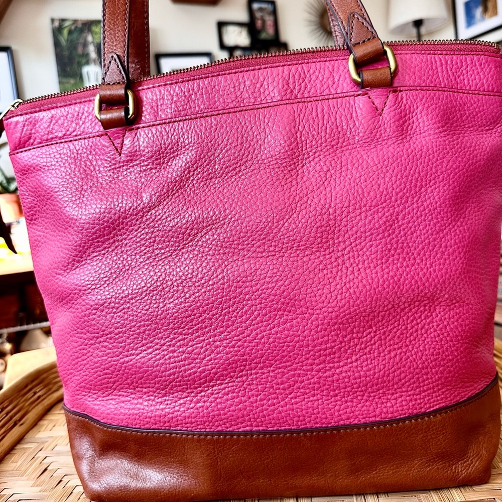Fossil Sydney Pink Pebbled Leather Zip Tote Brown Trim - Picture 4 of 6